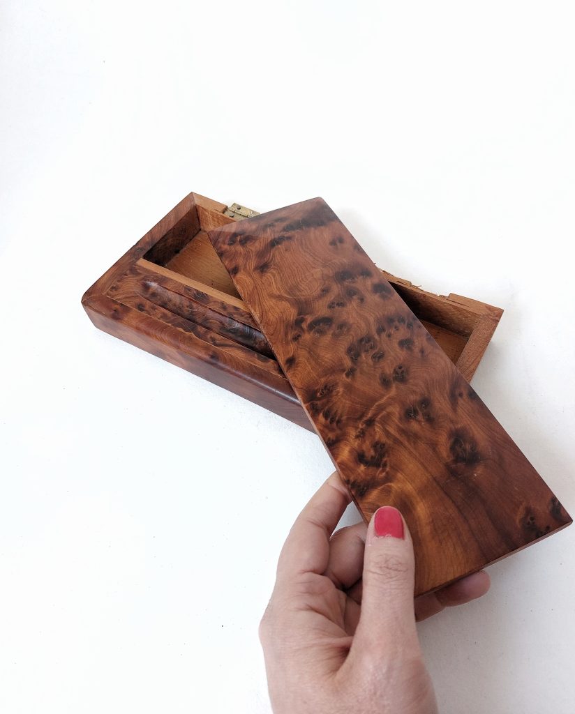 ANCIEN JEU de dominos tout en bois travail artisanal EUR 7,00 - FR